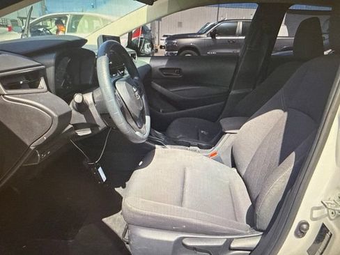 Used 2024 Toyota Corolla LE FWD image 8