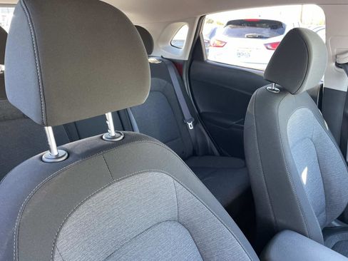 Certified 2023 Hyundai Kona SE image 28