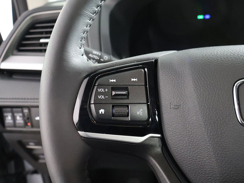 Certified 2026 Honda Odyssey EX-L image 46