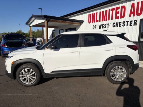 Used 2021 Chevrolet TrailBlazer LS image 12