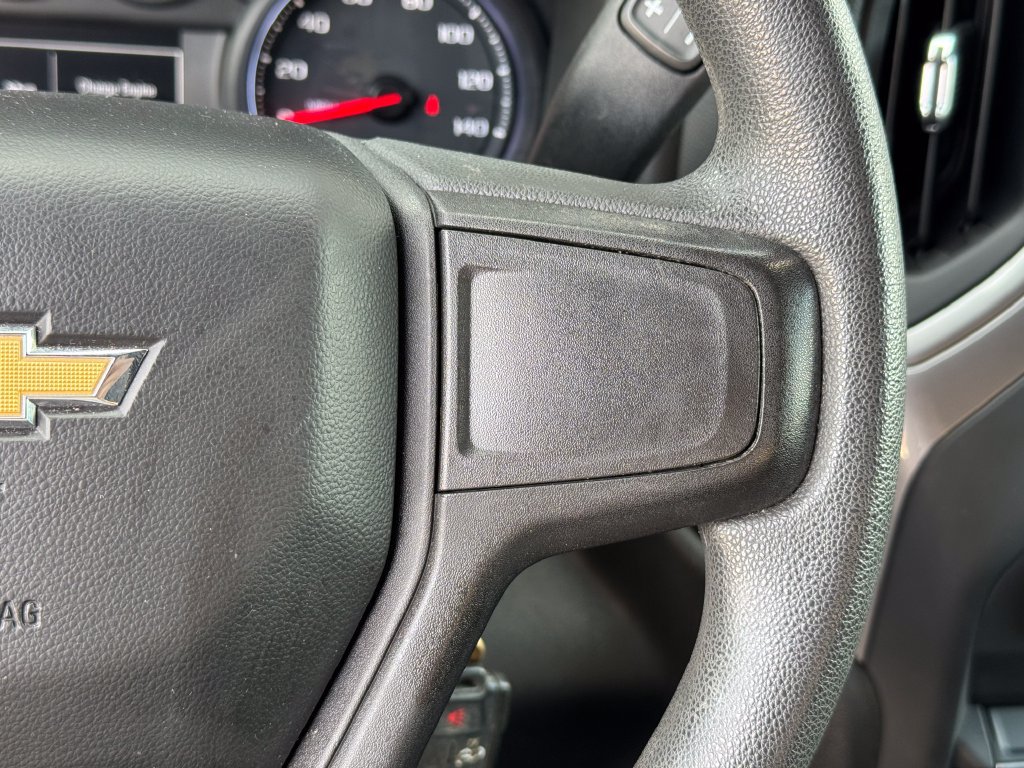 Used 2019 Chevrolet Silverado 1500 Custom w/ Custom Value Package AWD/4WD image 12