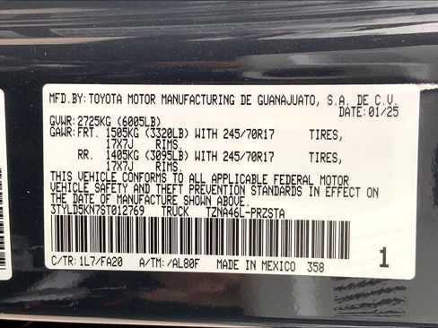 Used 2025 Toyota Tacoma SR image 33