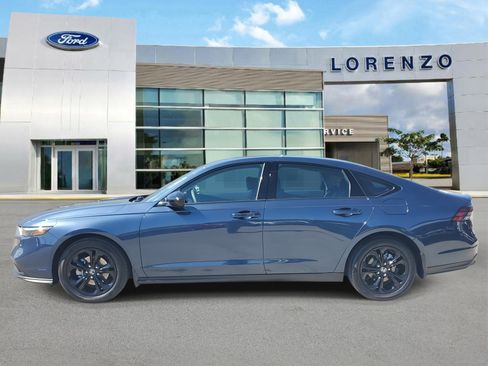 Used 2025 Honda Accord SE image 8