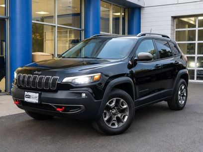 Used 2019 Jeep Cherokee Trailhawk w/ Cold Weather Group