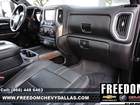 Used 2022 Chevrolet Silverado 2500 High Country w/ Safety Package II image 8