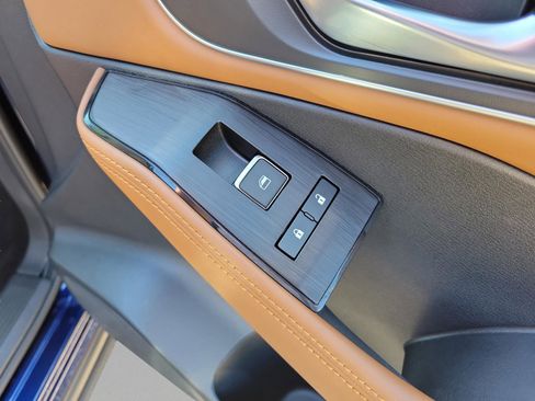 Used 2024 Nissan Rogue Platinum w/ Platinum Premium Package image 20