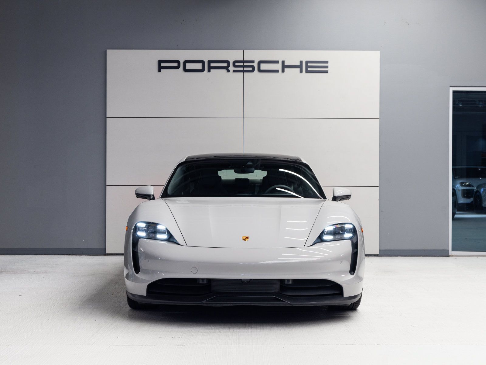 Certified 2024 Porsche Taycan RWD image 10