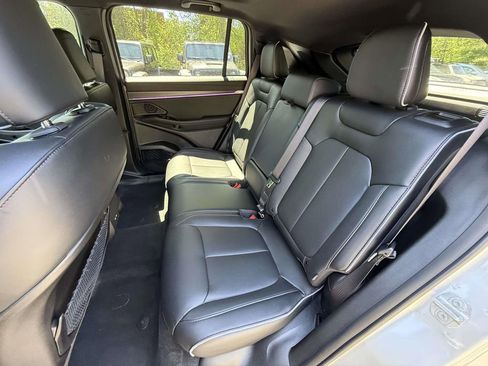 Used 2025 Jeep Wagoneer S Limited AWD/4WD image 13