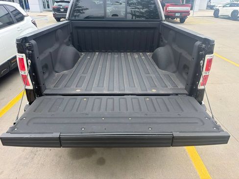 Used 2014 Ford F150 XLT w/ Equipment Group 302A Luxury AWD/4WD image 8