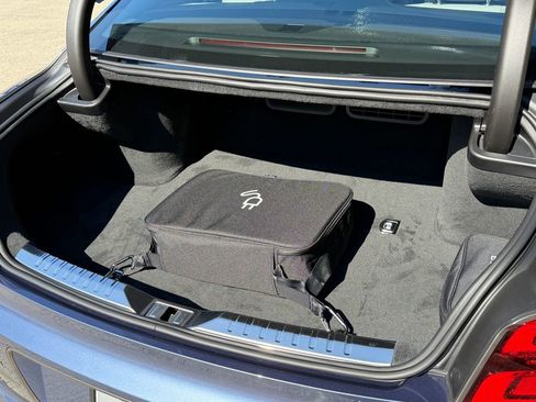 New 2025 Bentley Flying Spur Plug-In Hybrid image 45