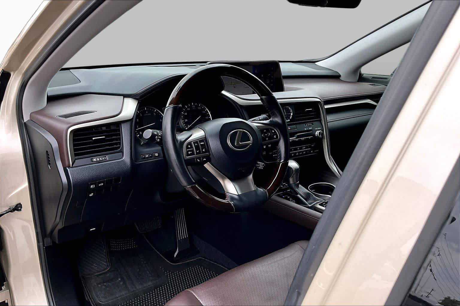 Used 2016 Lexus RX 350 AWD w/ Premium Package image 18