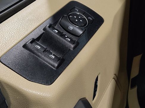 Used 2017 Ford F150 XLT RWD image 27