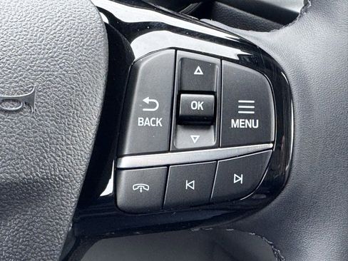 Used 2024 Ford Escape SE image 9