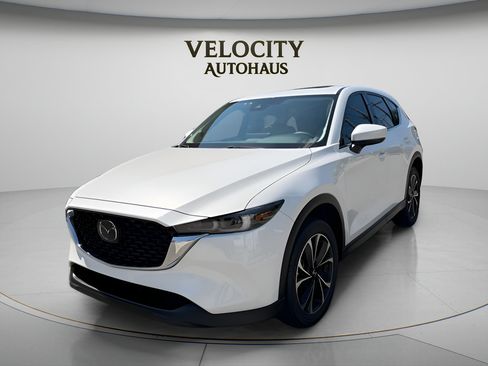 Used 2023 MAZDA CX-5 AWD 2.5 S w/ Premium Package image 3