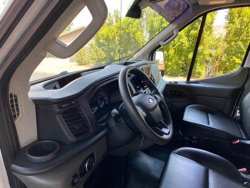 Used 2020 Ford Transit 250 Medium Roof RWD image 21