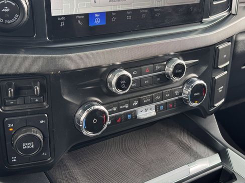 Used 2025 Ford F350 Platinum w/ FX4 Off-Road Package image 21