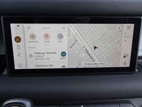 Used 2024 Land Rover Defender 90 S image 25