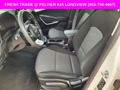 Used 2023 Kia Soul LX w/ Option Group 015 image 14