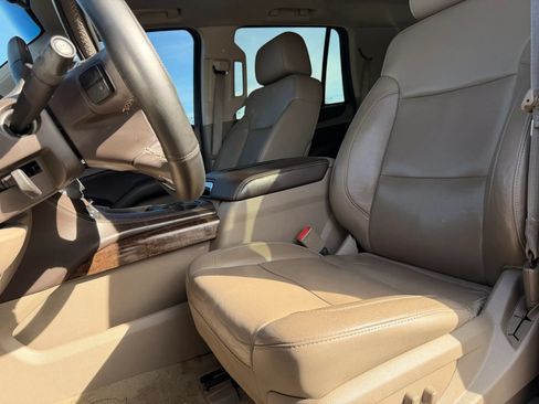 Used 2015 Chevrolet Tahoe LT AWD/4WD image 10