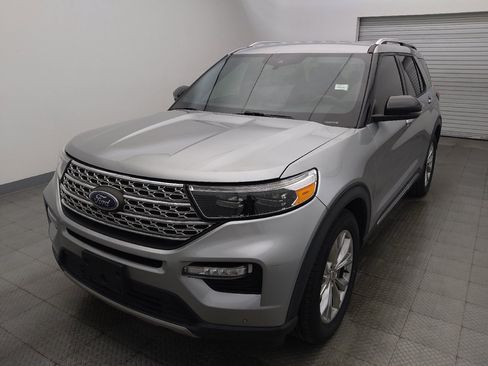 Used 2020 Ford Explorer Limited RWD image 15
