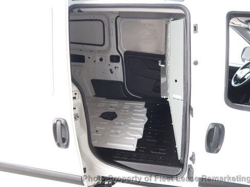 Used 2021 RAM ProMaster City Tradesman SLT image 19