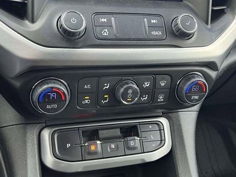 Certified 2023 GMC Acadia SLE w/ Driver Convenience Package image 26