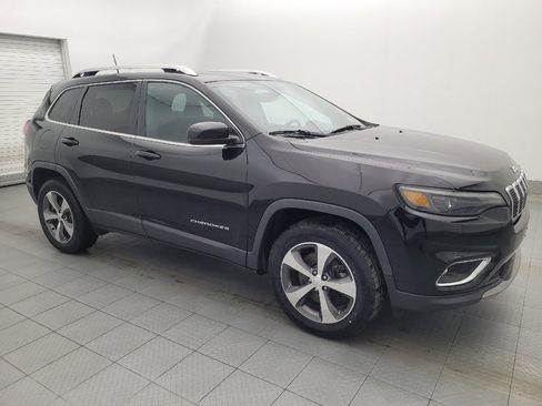 Used 2020 Jeep Cherokee Limited image 11