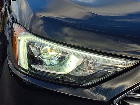 Certified 2021 Ford Edge SEL w/ Convenience Package image 9