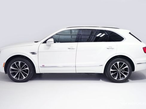 Used 2017 Bentley Bentayga AWD/4WD image 4