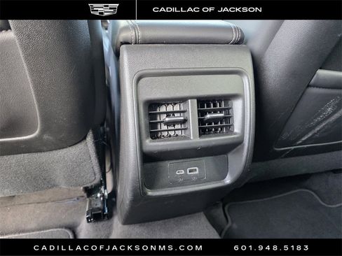 Certified 2024 Cadillac XT4 Premium Luxury image 18