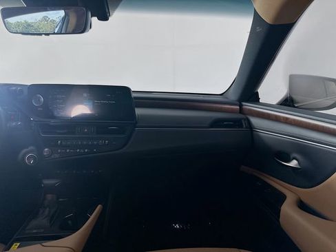Used 2023 Lexus ES 350 w/ Premium Package FWD image 21