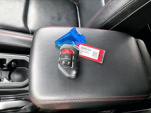 Used 2021 Jeep Wrangler Unlimited Rubicon image 31