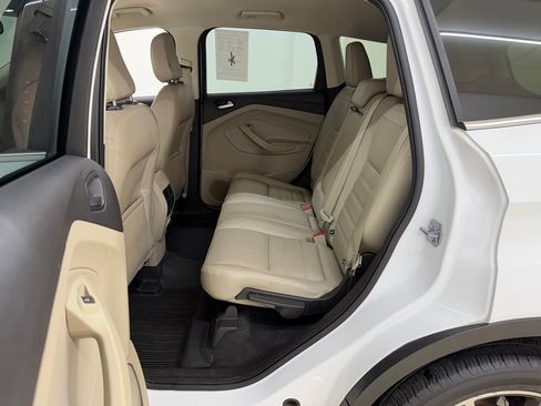 Used 2018 Ford Escape SEL FWD image 16