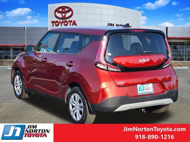 Used 2023 Kia Soul LX FWD image 7