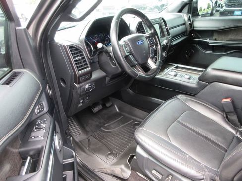 Used 2021 Ford Expedition Limited AWD/4WD image 13