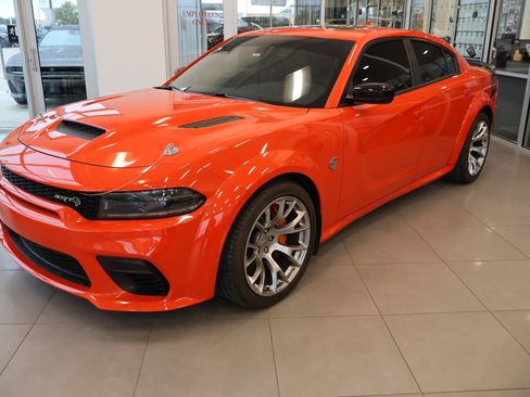 Used 2023 Dodge Charger SRT Hellcat RWD image 3