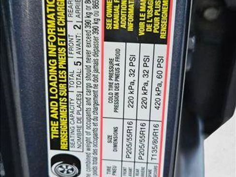 Used 2018 Toyota Corolla LE image 14