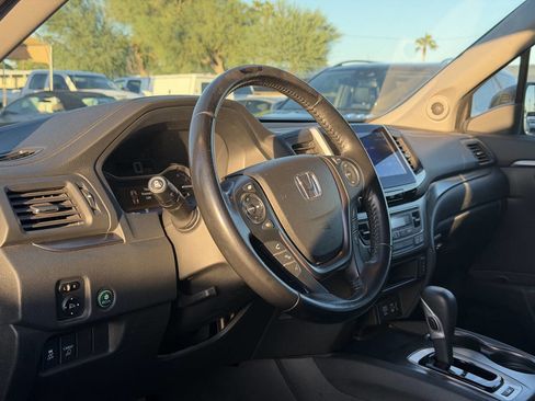 Used 2017 Honda Ridgeline RTL-T image 19