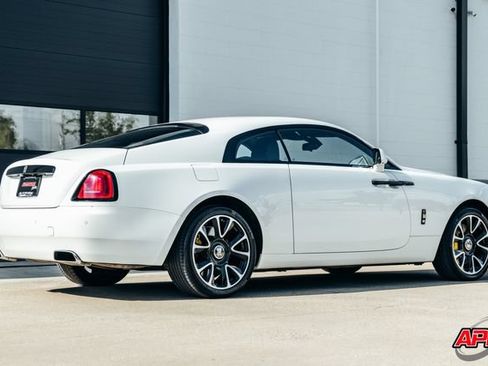 Used 2019 Rolls-Royce Wraith RWD image 51