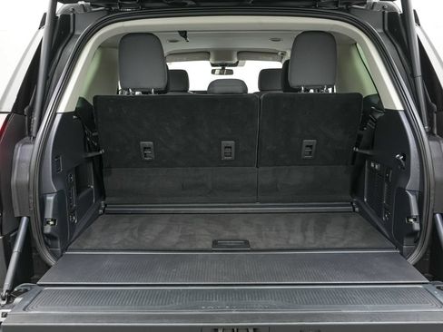 Certified 2025 Ford Expedition Active AWD/4WD image 26