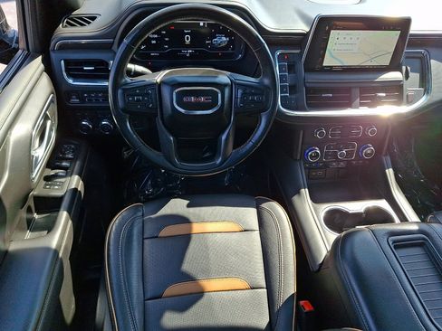 Used 2023 GMC Yukon XL AT4 w/ AT4 Premium Package AWD/4WD image 14