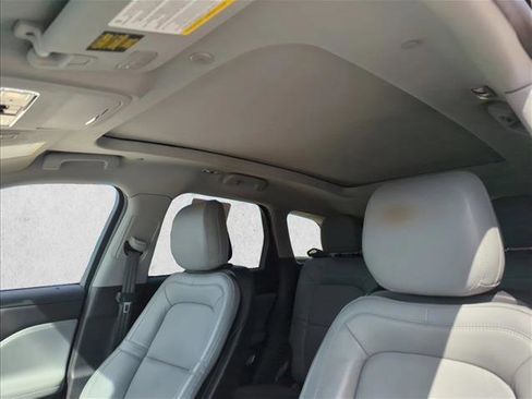 Used 2020 Lincoln Corsair Reserve w/ Equipment Group 201A AWD/4WD image 15
