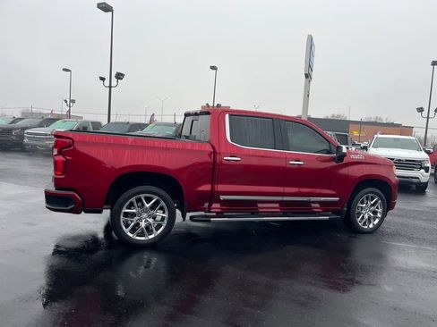 Used 2023 Chevrolet Silverado 1500 High Country w/ Technology Package image 6
