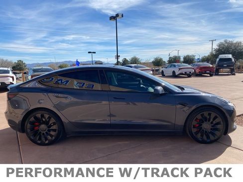 Used 2022 Tesla Model 3 Performance image 10