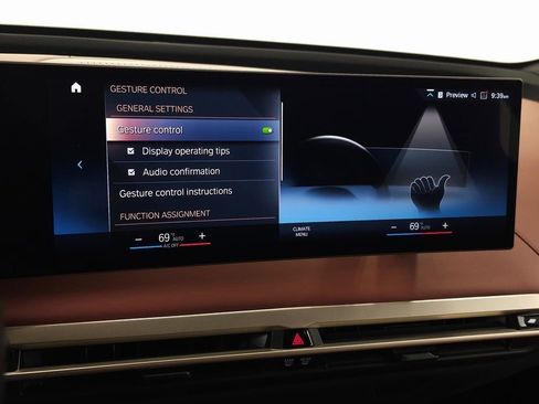 Used 2023 BMW iX xDrive50 w/ Premium Package image 31