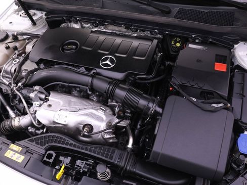 Used 2021 Mercedes-Benz CLA 250 CLA 250 image 16