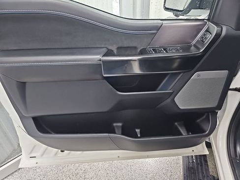 Used 2024 Ford F150 Platinum image 10