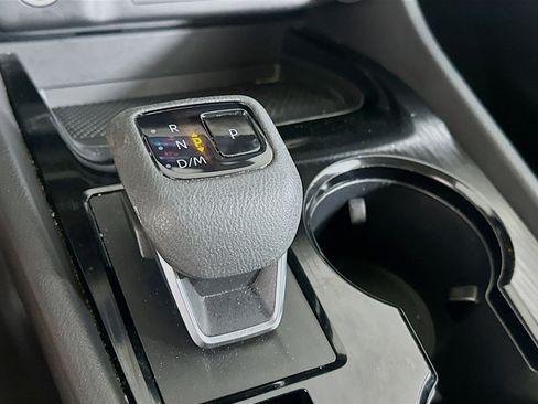 Used 2023 Nissan Rogue SV AWD/4WD image 24