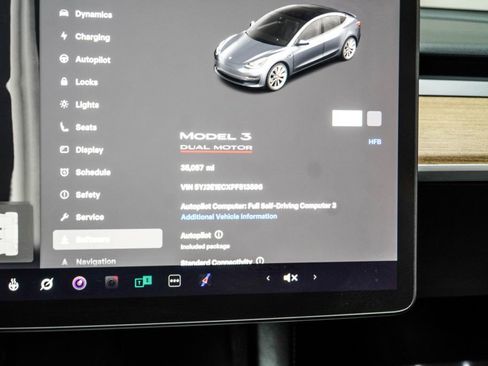 Used 2023 Tesla Model 3 Performance AWD/4WD image 18