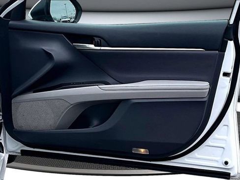 Used 2023 Toyota Camry XLE w/ Navigation Package image 28